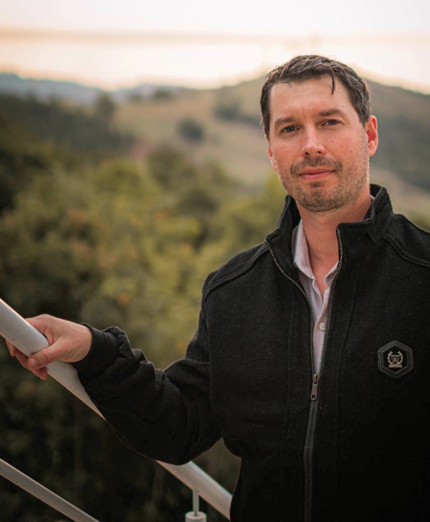 5097c447-429d-44c4-908d-c04b382fe191 (1)